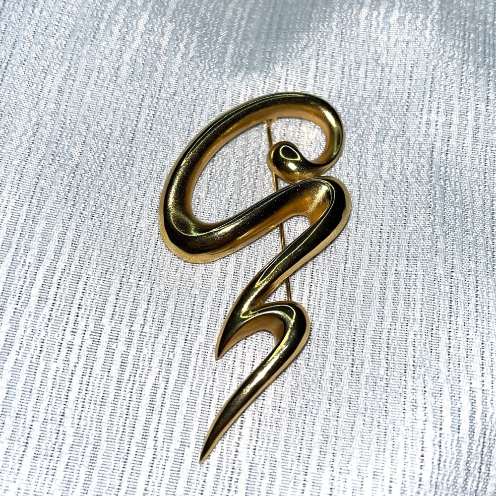 Gold Abstract Brooch Pin